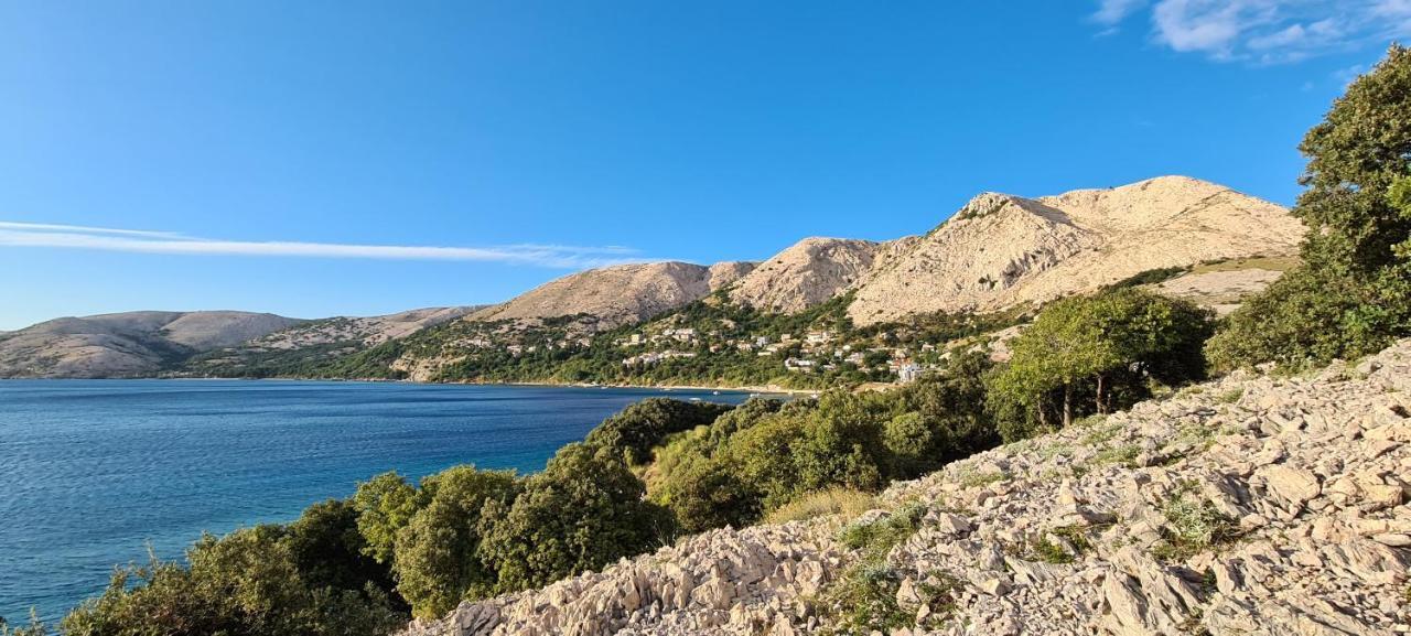 Studio Apartman Stara Baška Exterior foto