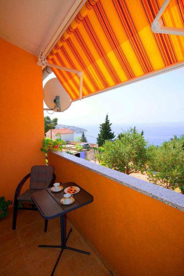 Studio Apartman Stara Baška Exterior foto